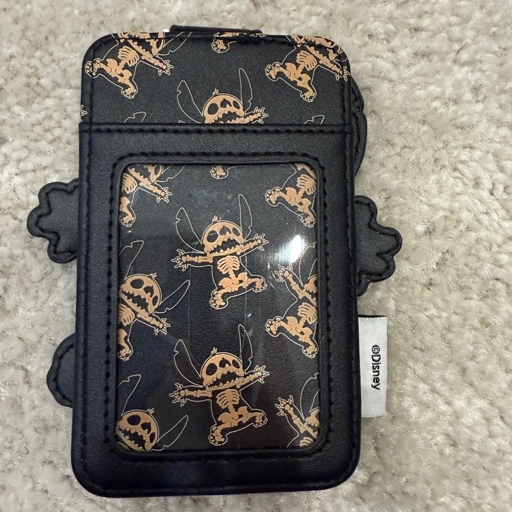 Loungefly lilo and stitch skeleton  Disney Key & Card Holder